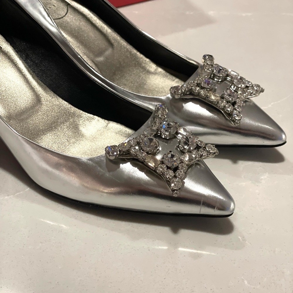 Roger Vivier Flower Strass Buckle Silver Embellished Kitten Heels - Picture 3 of 11